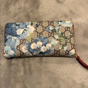 Gucci wallet